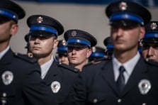 Polis ve bekçilere yeni dönem müjdesi! 12/36 çalışma düzenine geçiliyor