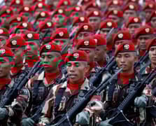 Asya'da silah harcamalarının yükselişi devam ediyor