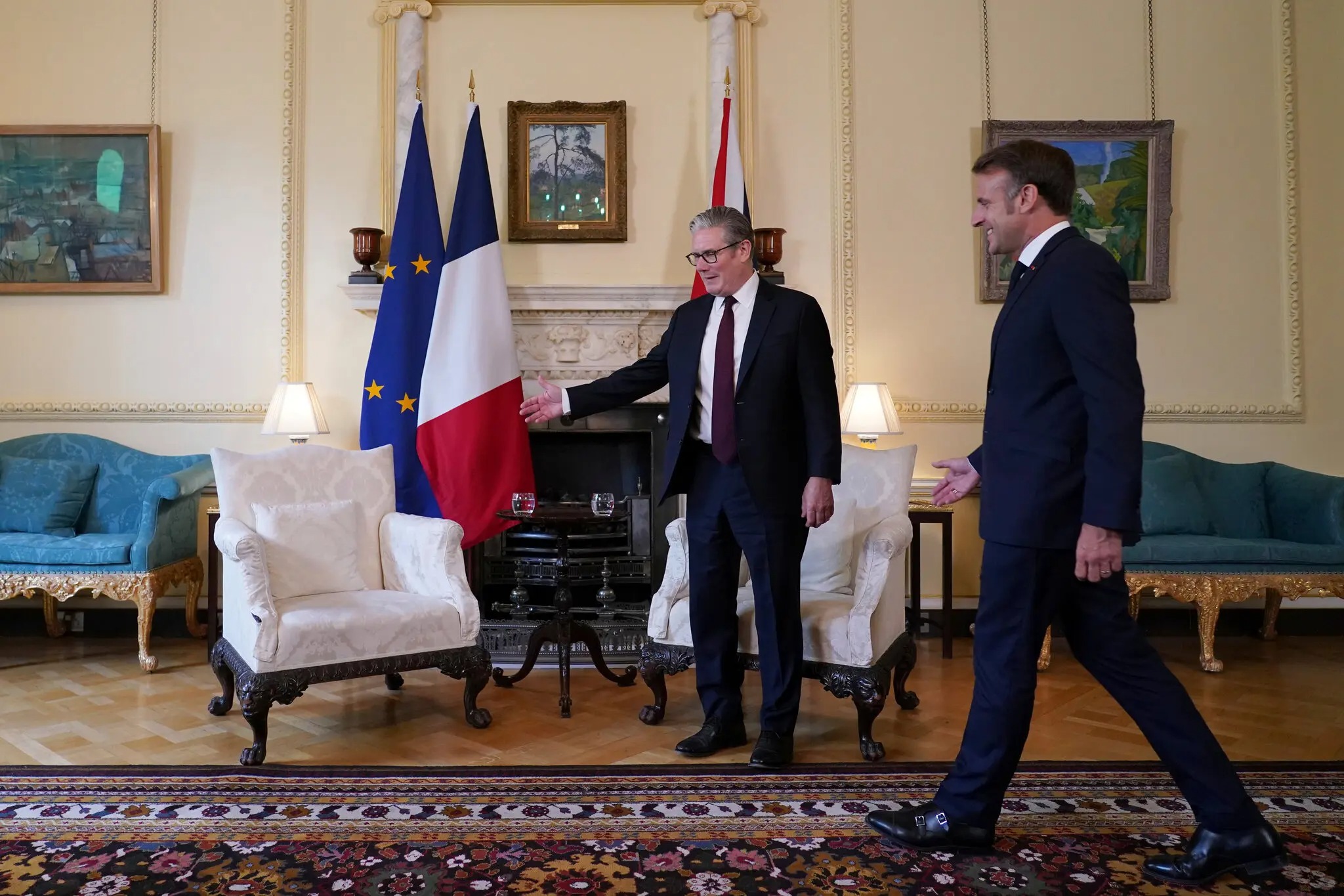 UK, France Pledge Joint Nuclear Deterrence