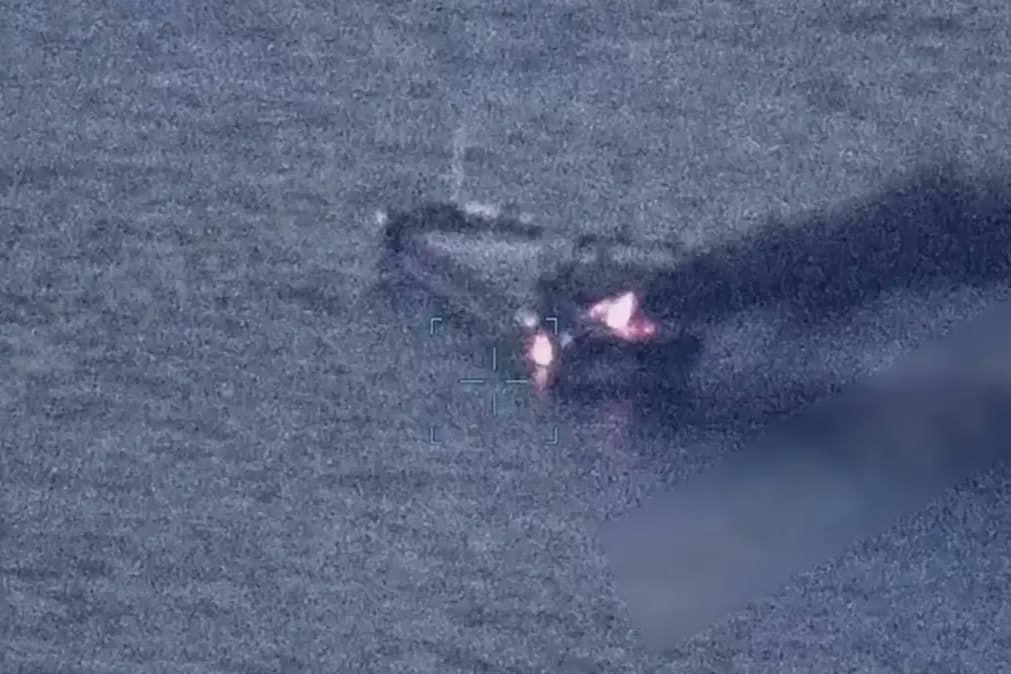 Karadeniz'de yük gemisine dron isabet etti