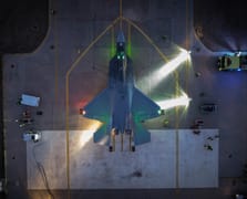 Newsweek: Türkiye’nin KAAN uçağı, F‑35’e rakip olma yolunda