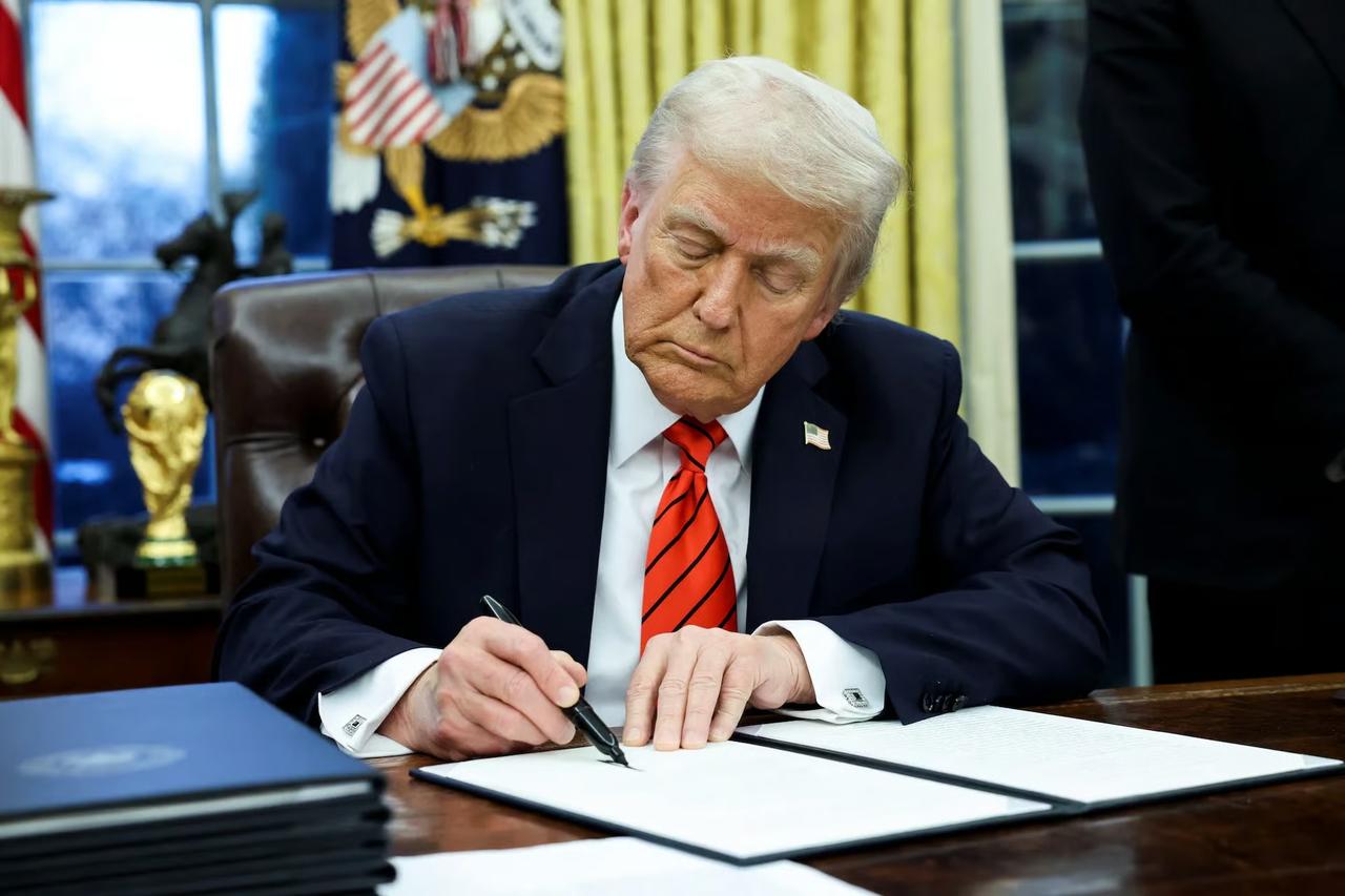 Trump'tan ticari yaptırım: İran ile iş yapan ülkelere yüzde 25 ek vergi geliyor