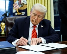 Trump'tan ticari yaptırım: İran ile iş yapan ülkelere yüzde 25 ek vergi geliyor