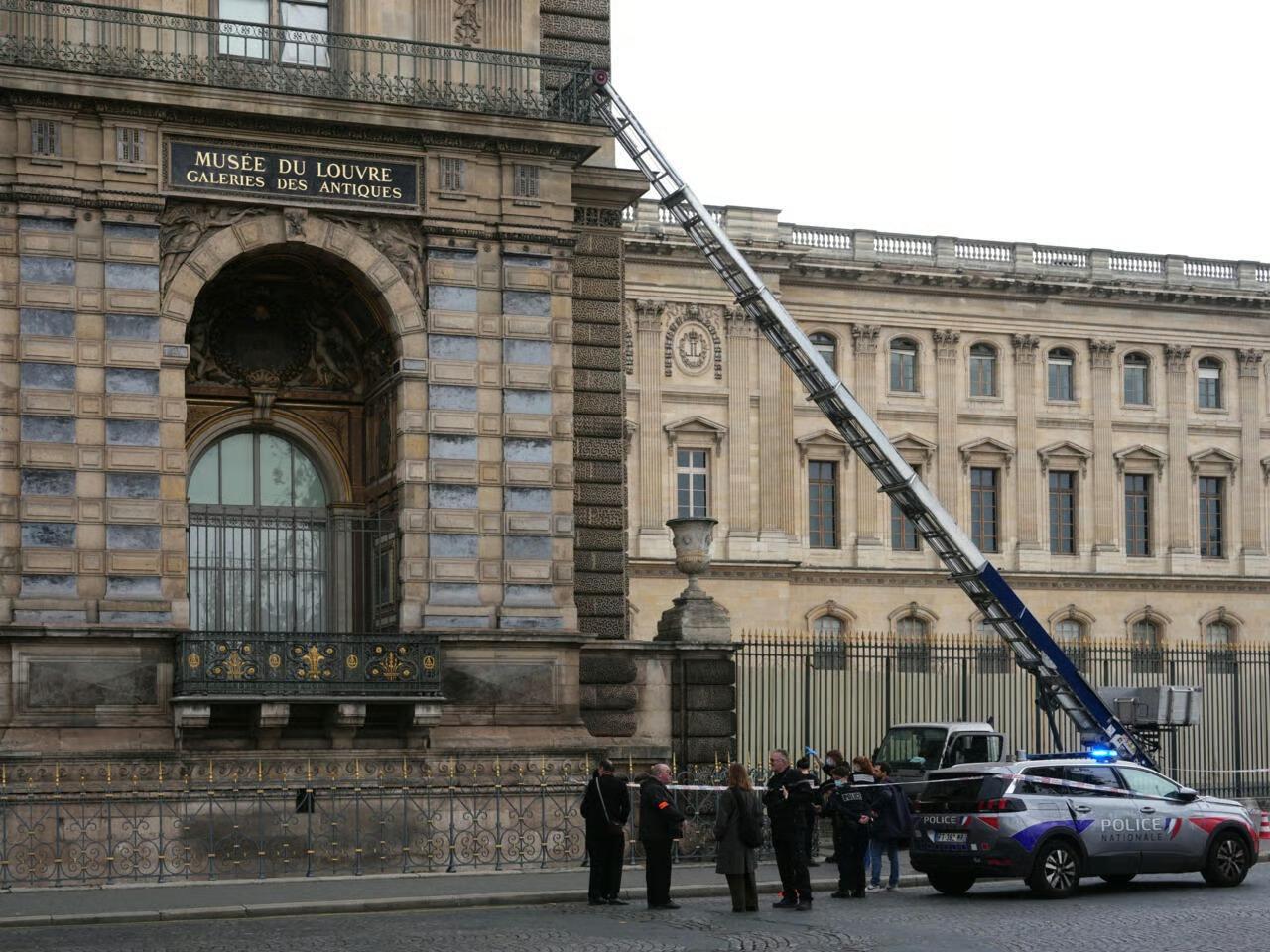 Louvre soruşturmasında bir YouTuber gözaltında