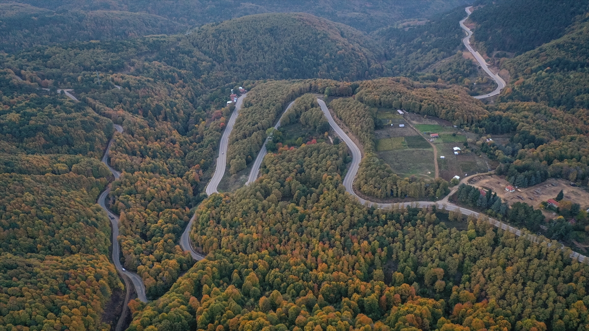 Uludağ’da Sonbahar Büyüsü: Renk Cümbüşüne Dönüşen Doğa Drone Kamerasına Yansıdı