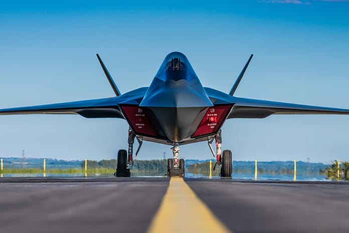 Fransa ve Almanya, yeni nesil savaş uçağı programındaki krizi çözmek için baskıyı artırıyor