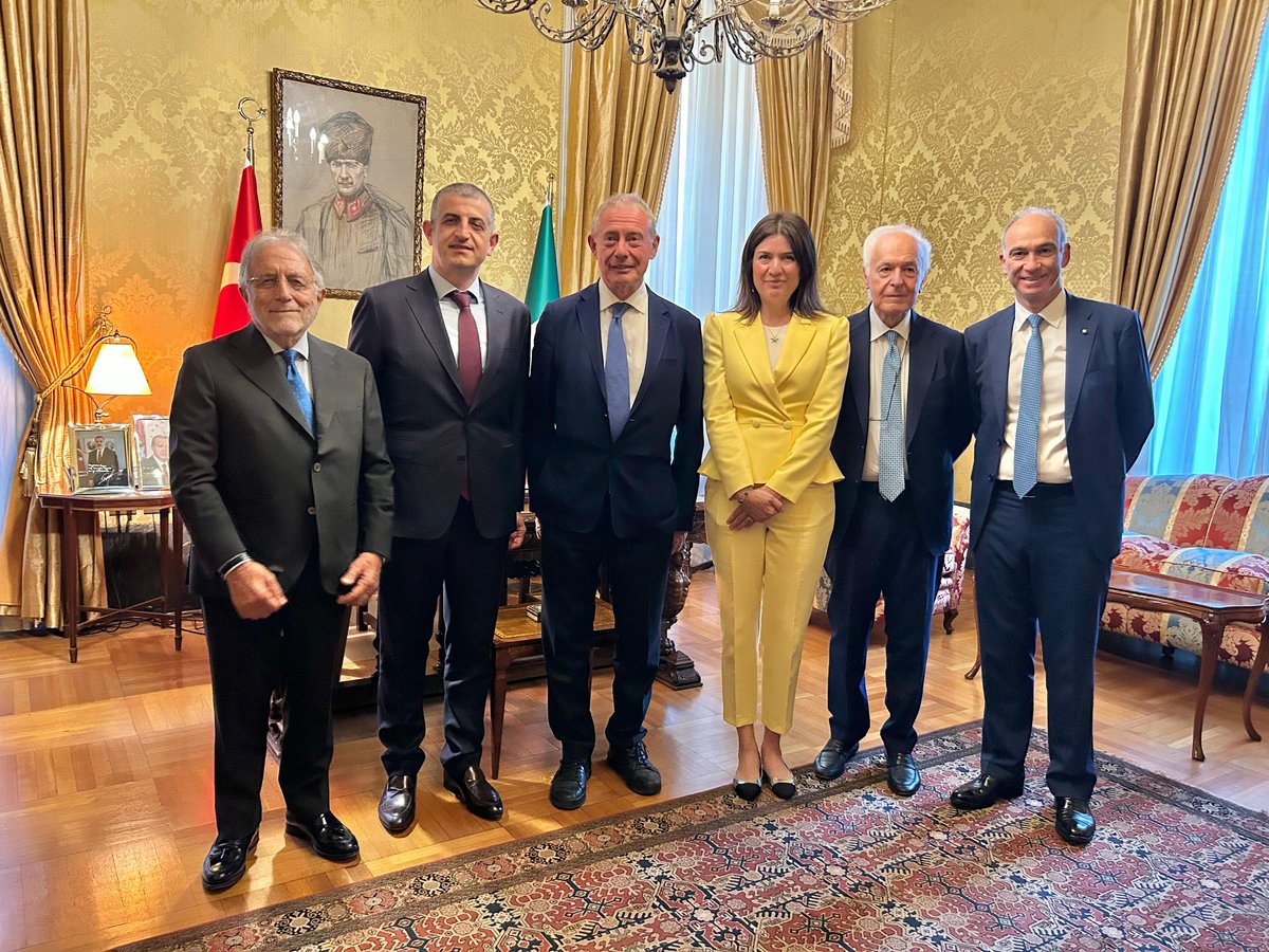 Piaggio'nun satın alım süreci tamamlandı