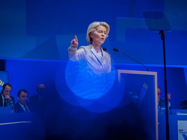 American Enterprise Institute: Rusya'nın hibrit savaşı ve Çin'in “ipek perde” planı