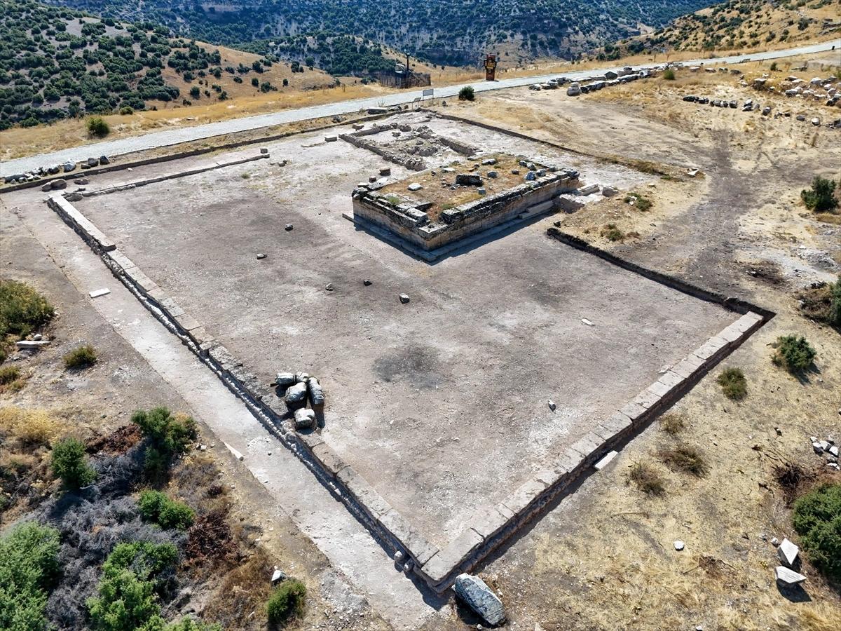 Blaundos Antik Kenti'nde yeni keşif