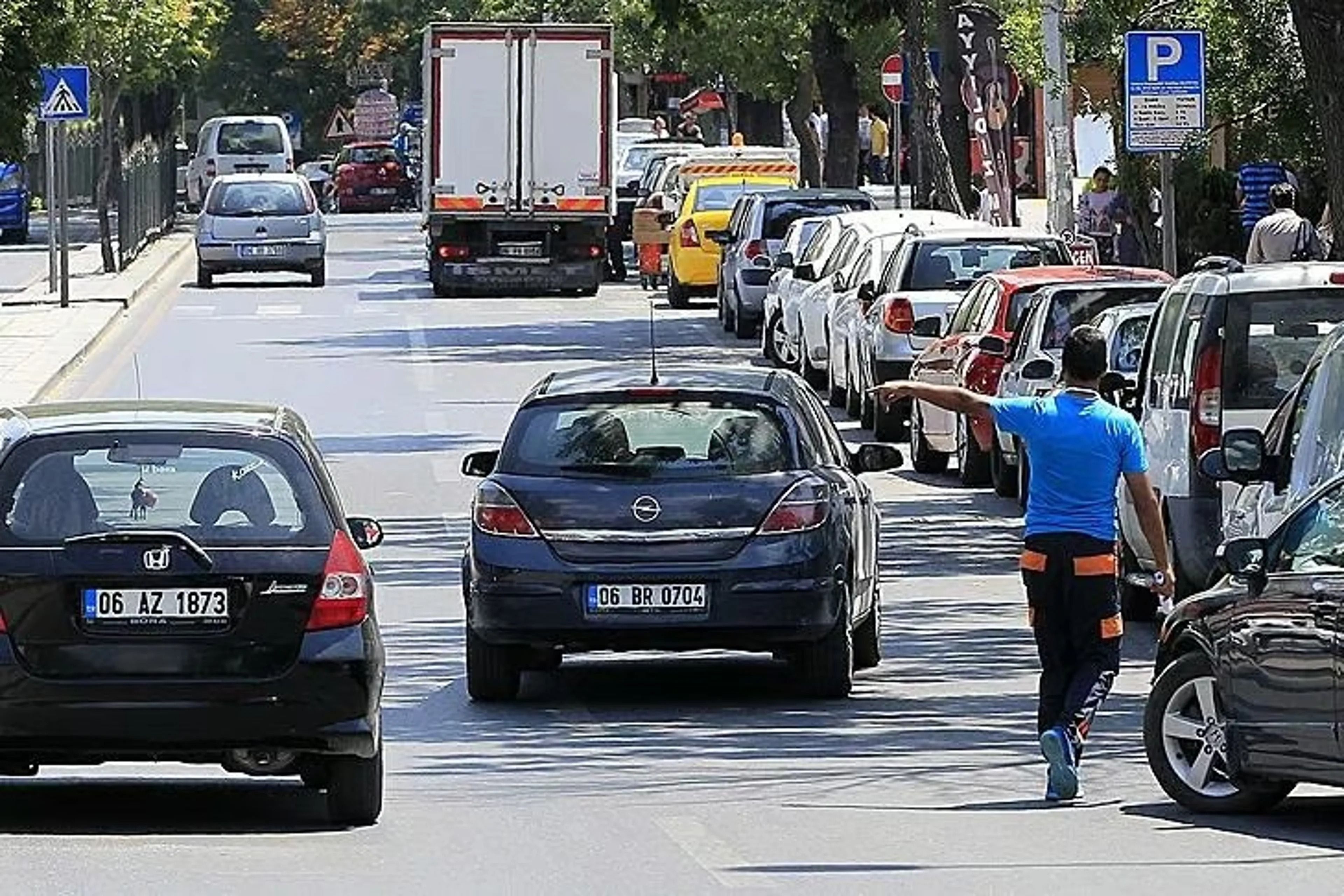 Ankara'da NATO Zirvesi öncesi otoparkçı operasyonu! 30 şüpheli yakalandı