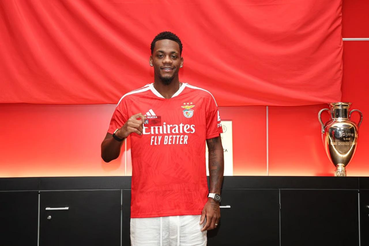 Jhon Duran’ın yeni adresi Benfica 