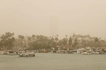 Adana, Mersin ve Hatay'da toz taşınımı günlük yaşamı felç etti