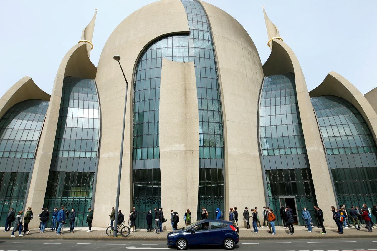 Almanya'da inanç haritası değişiyor: Cami sayısı artıyor
