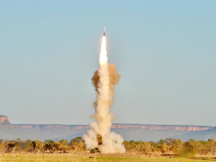 U.S. Army Fires SM-6 At Ship In First Typhon Launch Abroad