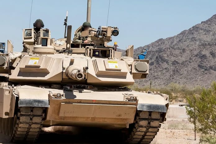 Polonya ikinci parti M1A2 SEPv3 Abrams tanklarını teslim aldı