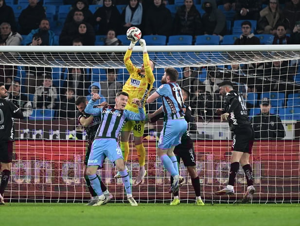 Kaleci Victor geçit vermedi