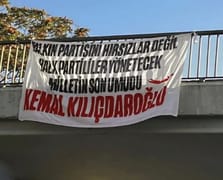 CHP'nin Kadıköy mitingi öncesi Kılıçdaroğlu pankartı asıldı