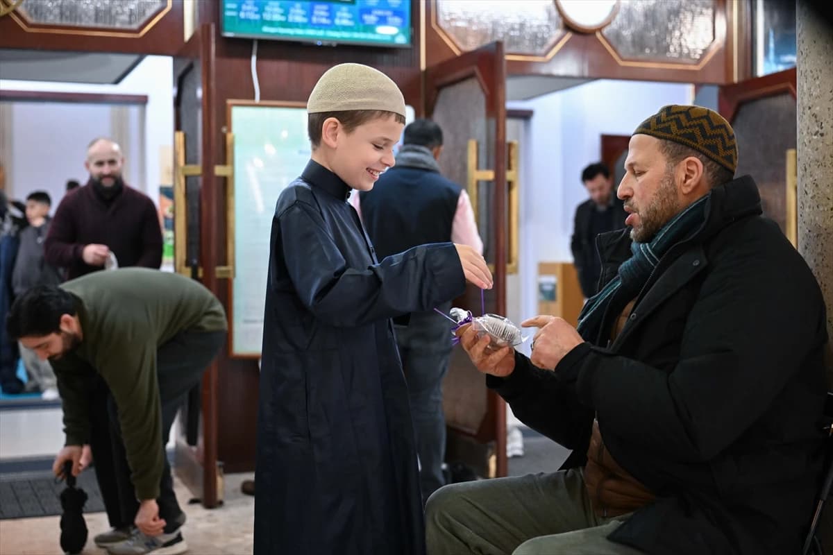 İngiltere'de İslam düşmanlığına yanıt çocuk kalbinden geldi