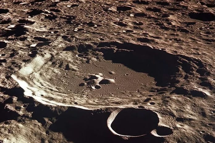 CIA’in 25 yıllık Ay dosyası yeniden tartışma konusu oldu