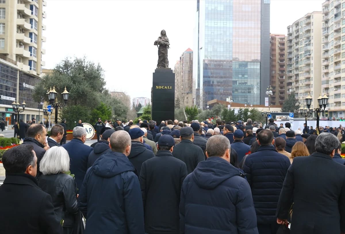 Azerbaycan'da Hocalı şehitleri için anma törenleri düzenlendi