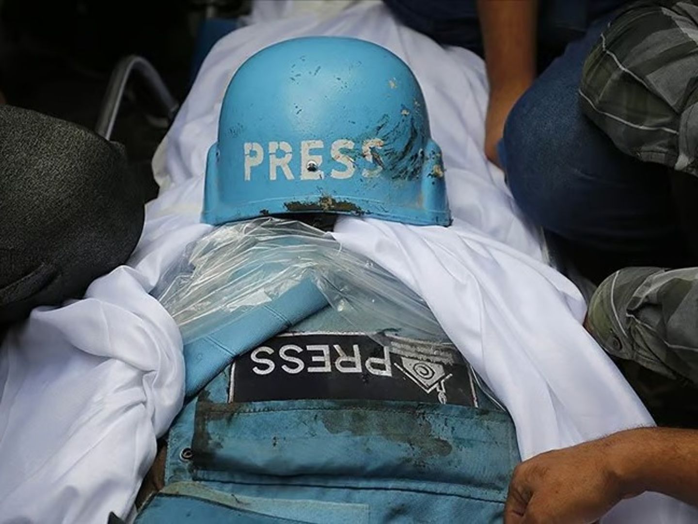 İsrail güçleri Gazze'de bir gazeteciyi daha öldürdü