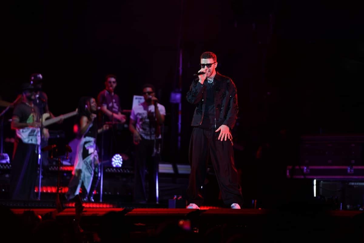 Dünyaca ünlü şarkıcı Justin Timberlake, İstanbul'da konser verdi