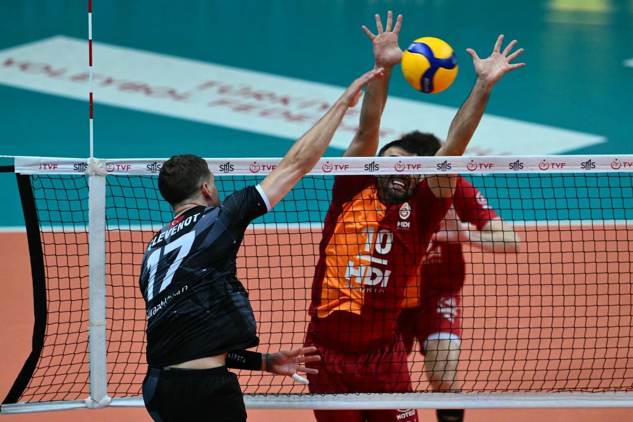 AXA Sigorta Erkekler Kupa Voley'de şampiyon belli oluyor