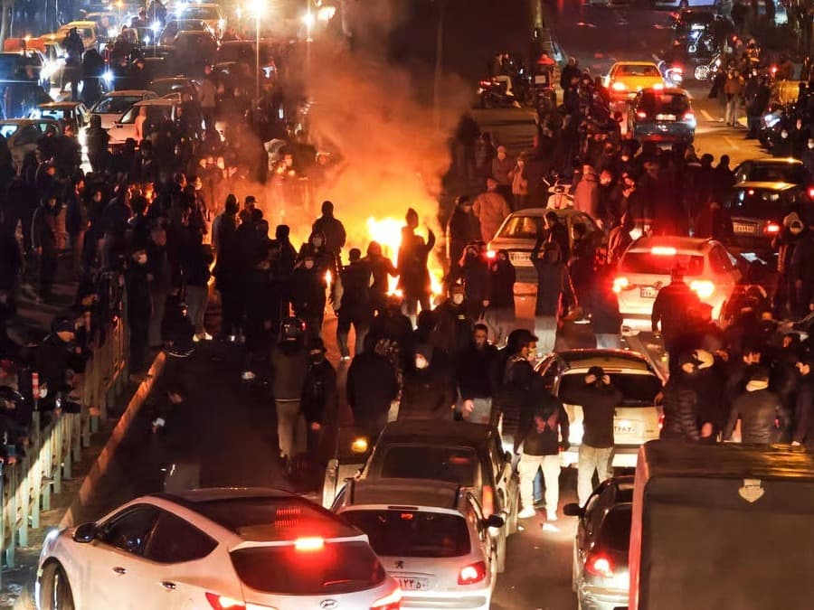 İran'daki protestoların bilançosu korkutuyor!