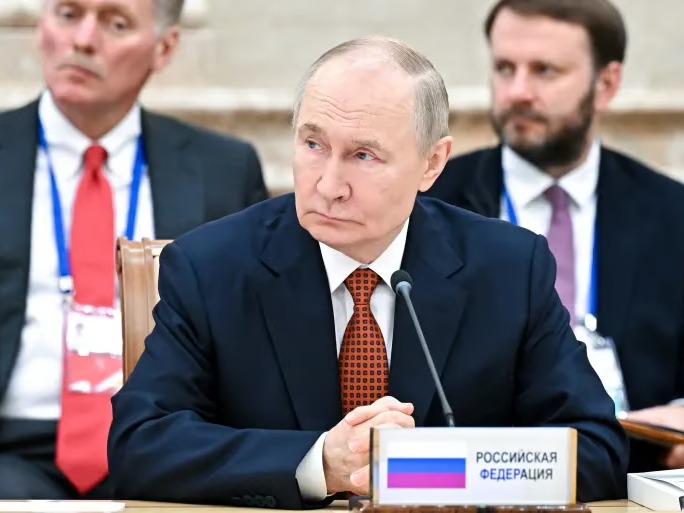 Russia Strikes Samar, Ukraine Amid Peace Talks Hopes