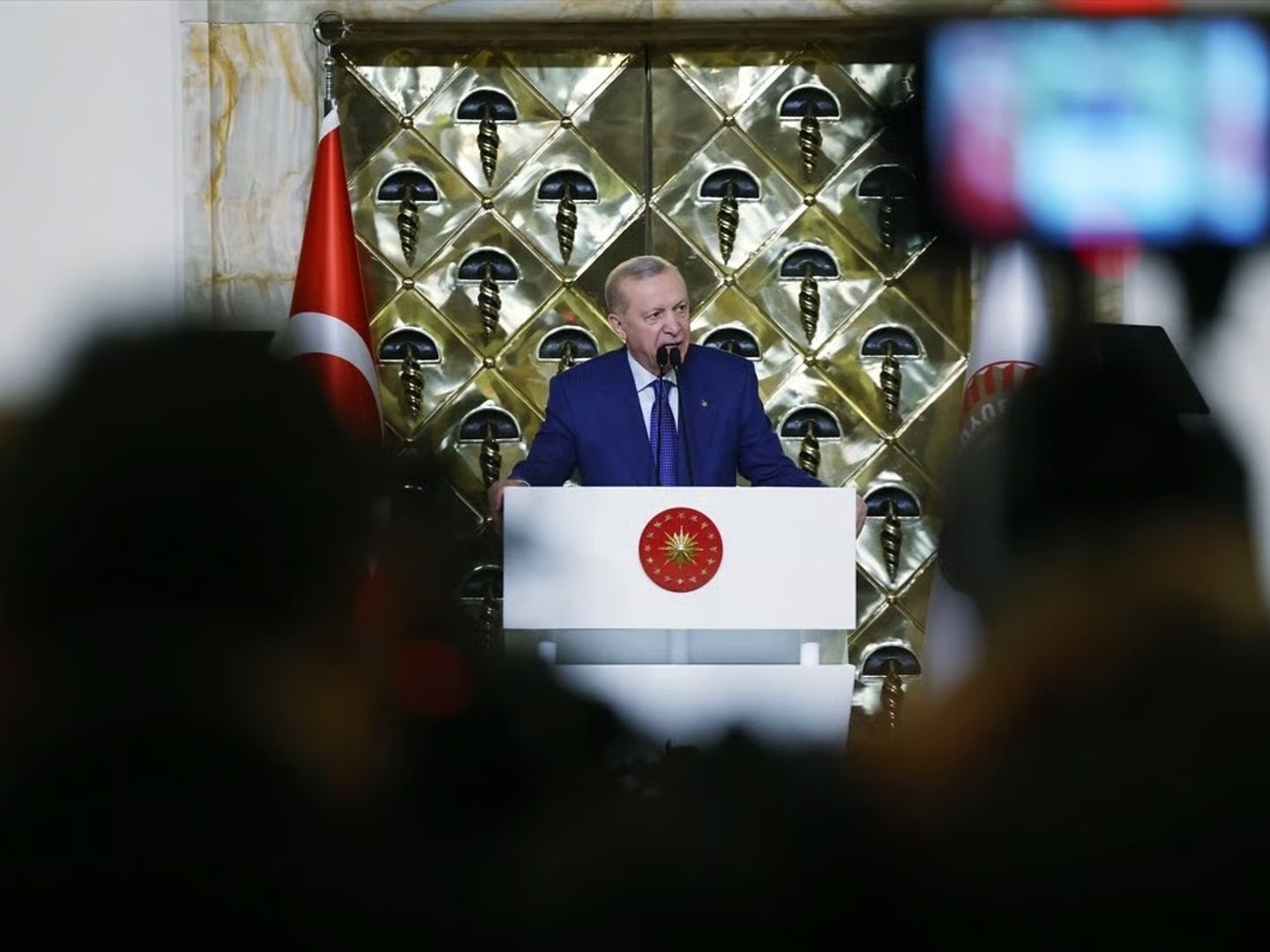 Cumhurbaşkanı Erdoğan: 86 milyonun güvenliği için temkinli olacağız