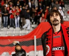 Etimesgut Belediye Başkanı Beşikçioğlu belediye adına 5 milyon TL karşılığında loca satın aldı