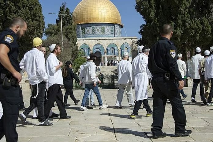 İşgalciler Temmuz'da Mescid-i Aksa'ya 27 baskın düzenledi