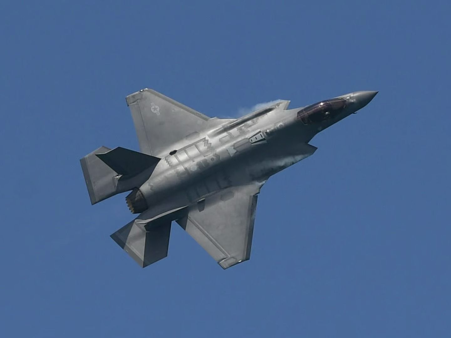 F-35'lerde yeni radar krizi: ABD Deniz Piyadeleri radarsız savaş uçaklarını teslim aldı