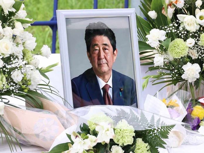 Abe Şinzo suikastı davasında ilk duruşma görüldü