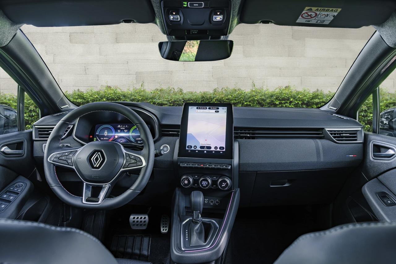 Türkiye'de yılın otomobili yarışmasında zafer Renault Clio'nun oldu