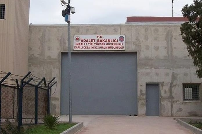 Komisyon Abdullah Öcalan’la görüşmek üzere İmralı’ya hareket ediyor