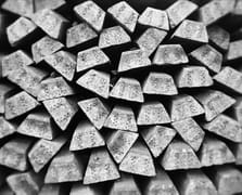 Gümüşün onsu rekorunu 103 doların üzerine çıkardı