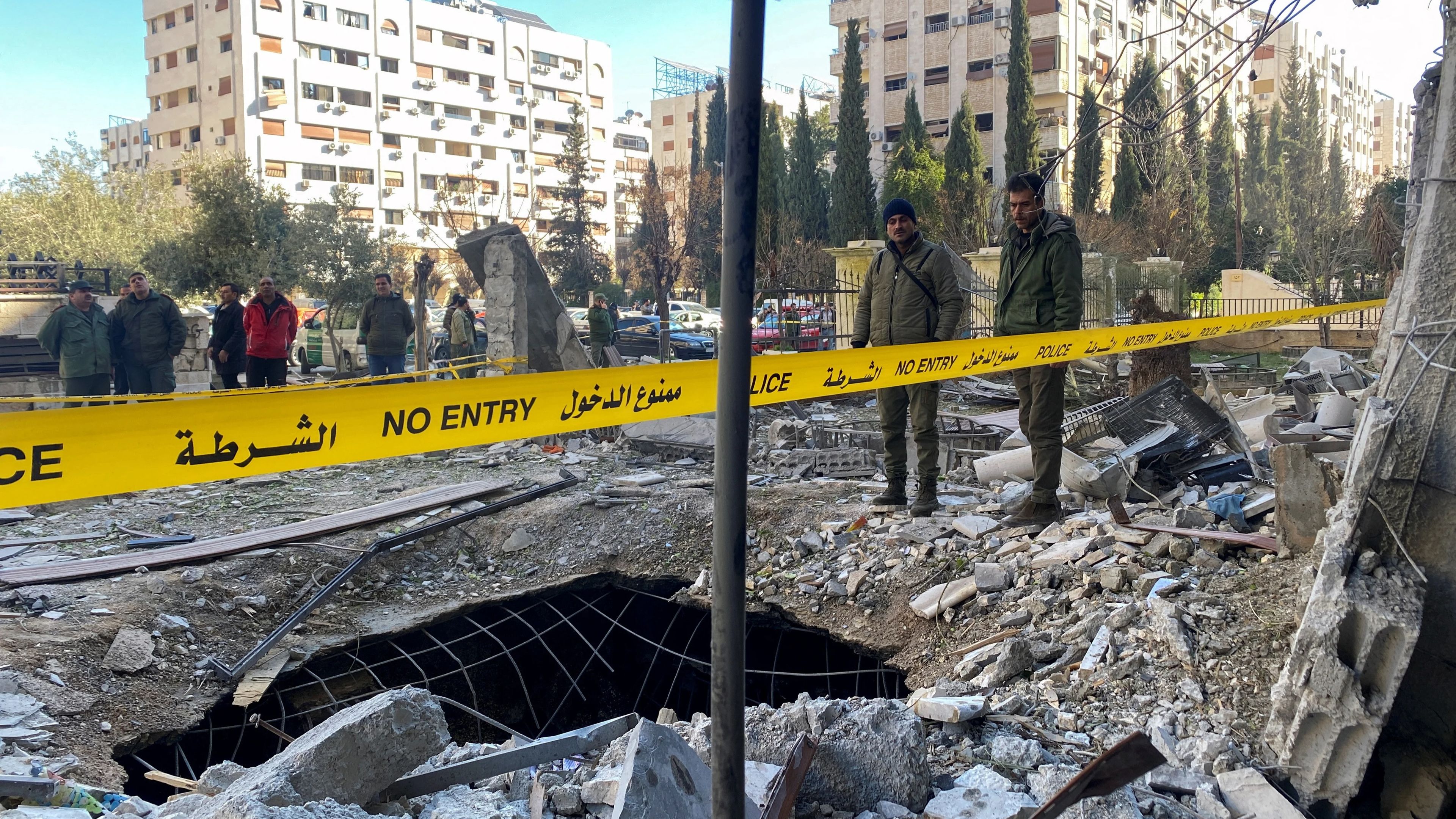İsrail ordusu Suriye Genelkurmay Karargahı'nı vurdu