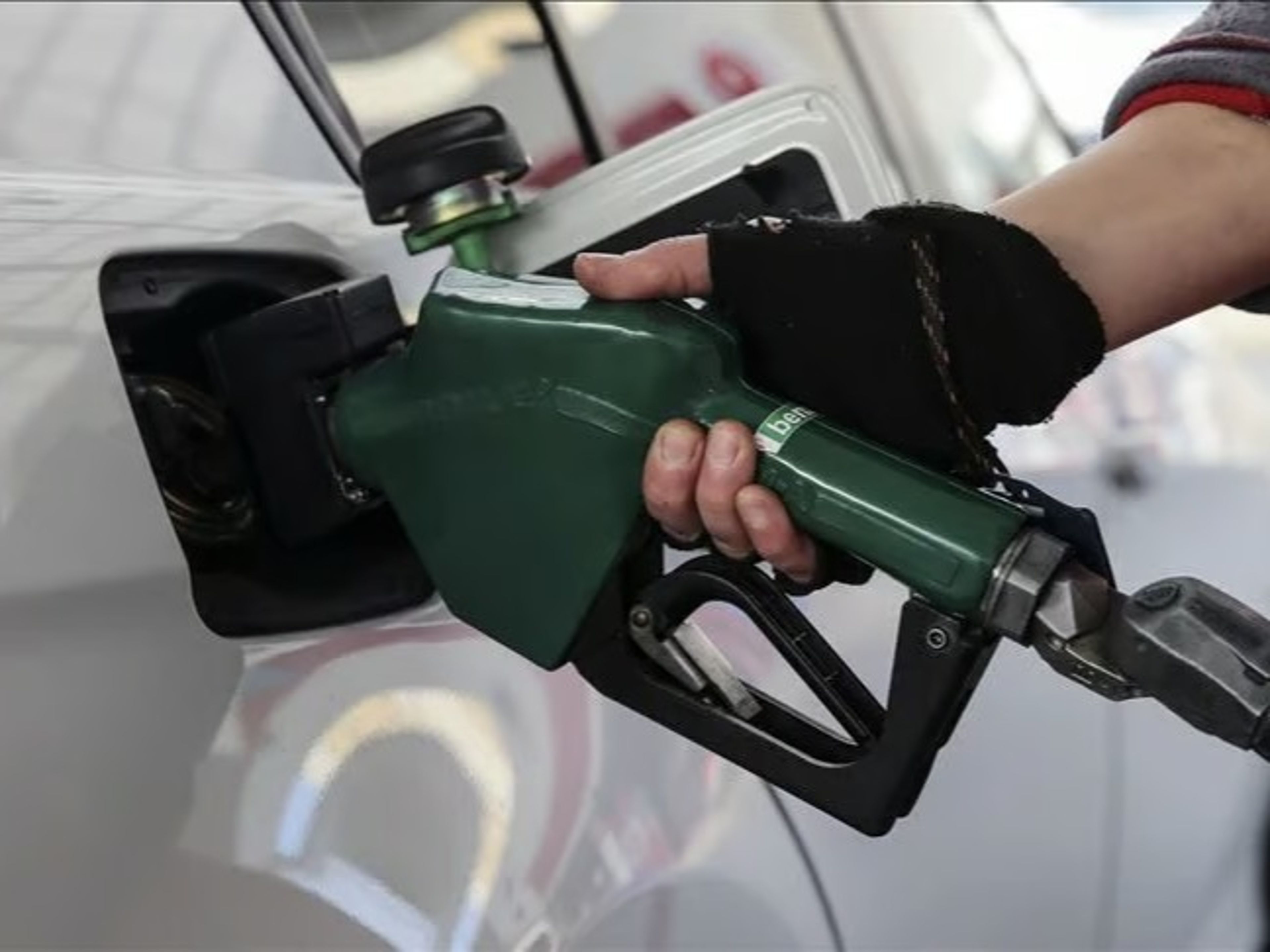 Benzin ve motorine indirim geliyor