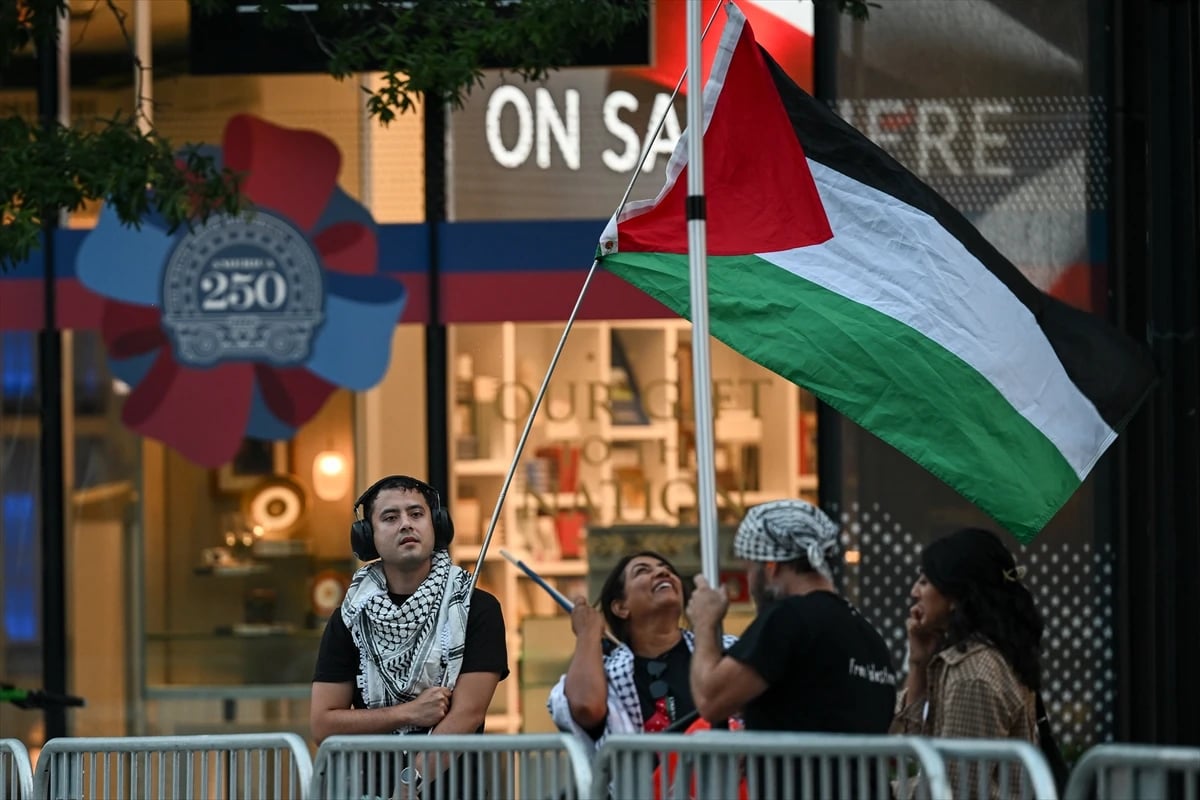 Beyaz Saray yakınlarında Netanyahu protestosu