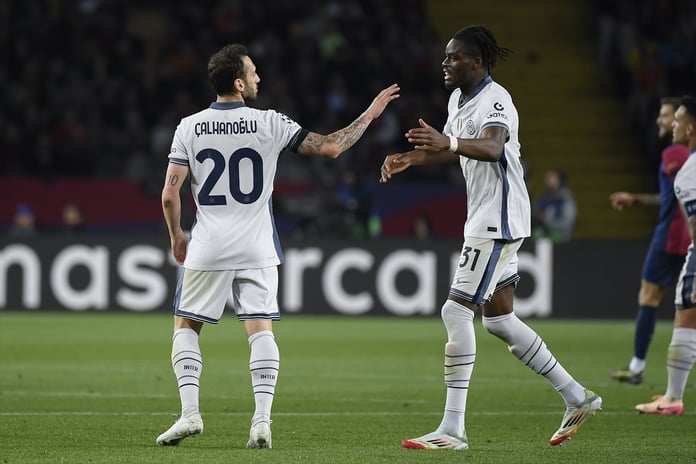 Çalhanoğlu'nun asistiyle Dumfries yeniden sahnede