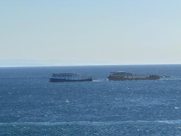 200 yolcunun bulunduğun feribotta yangın çıktı