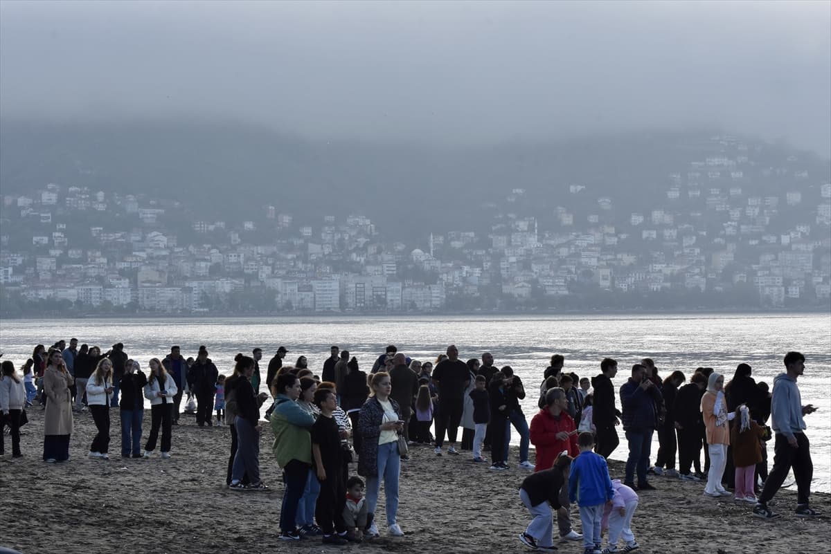 Ordu'da nefes kesen SOLOTÜRK gösterisi! Karadeniz semaları hareketlendi