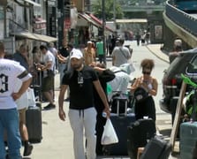 Savaş alarmı: İranlılar İstanbul'da otogarlara akın etti