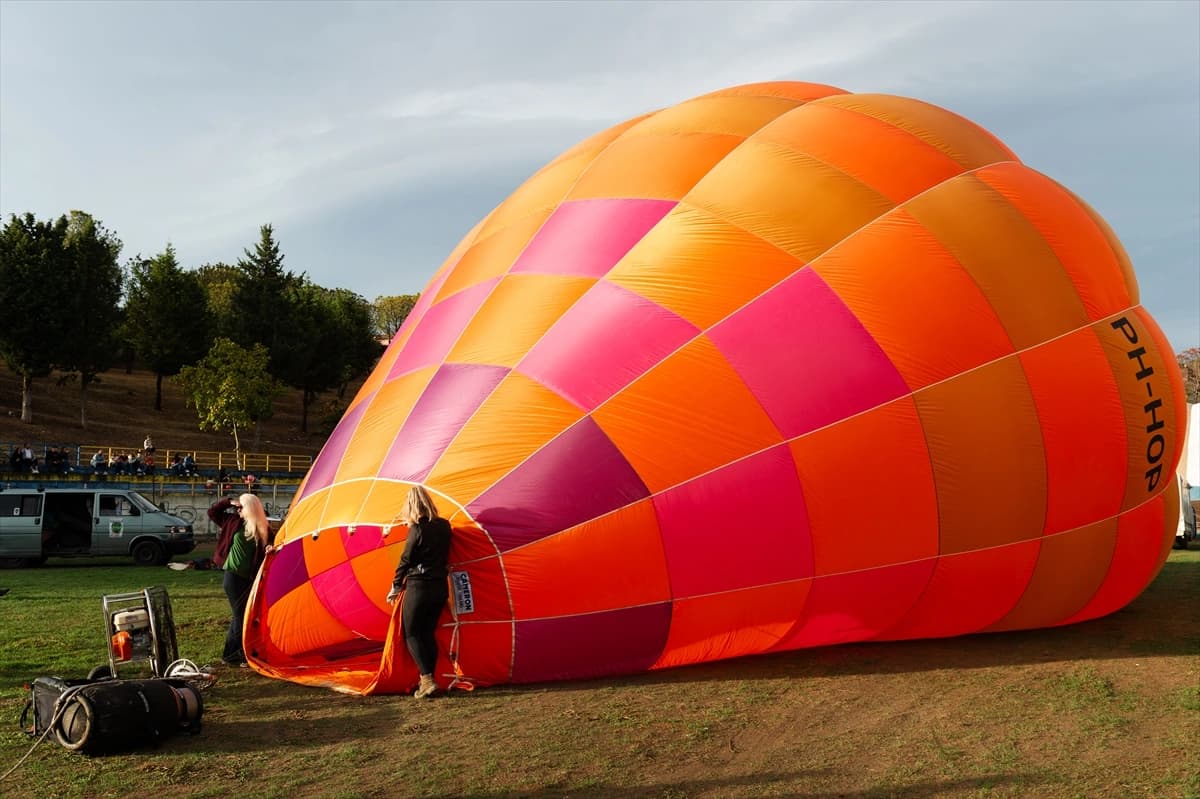 İtalya’nın Fragneto Monforte kentinde Balon Festivali düzenlendi
