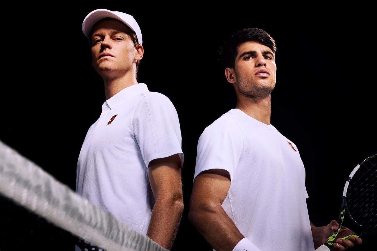Wimbledon'da tarihi final: Alcaraz üçüncü, Sinner ilk şampiyonluk için kortta