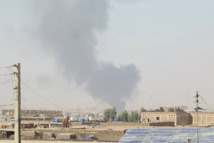 Pakistan Kabil merkezini vurdu: 48 saatlik geçici ateşkes anlaşmasına varıldı