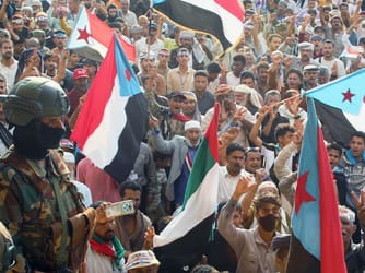 Yemen Separatists Unveil Constitution for Southern State