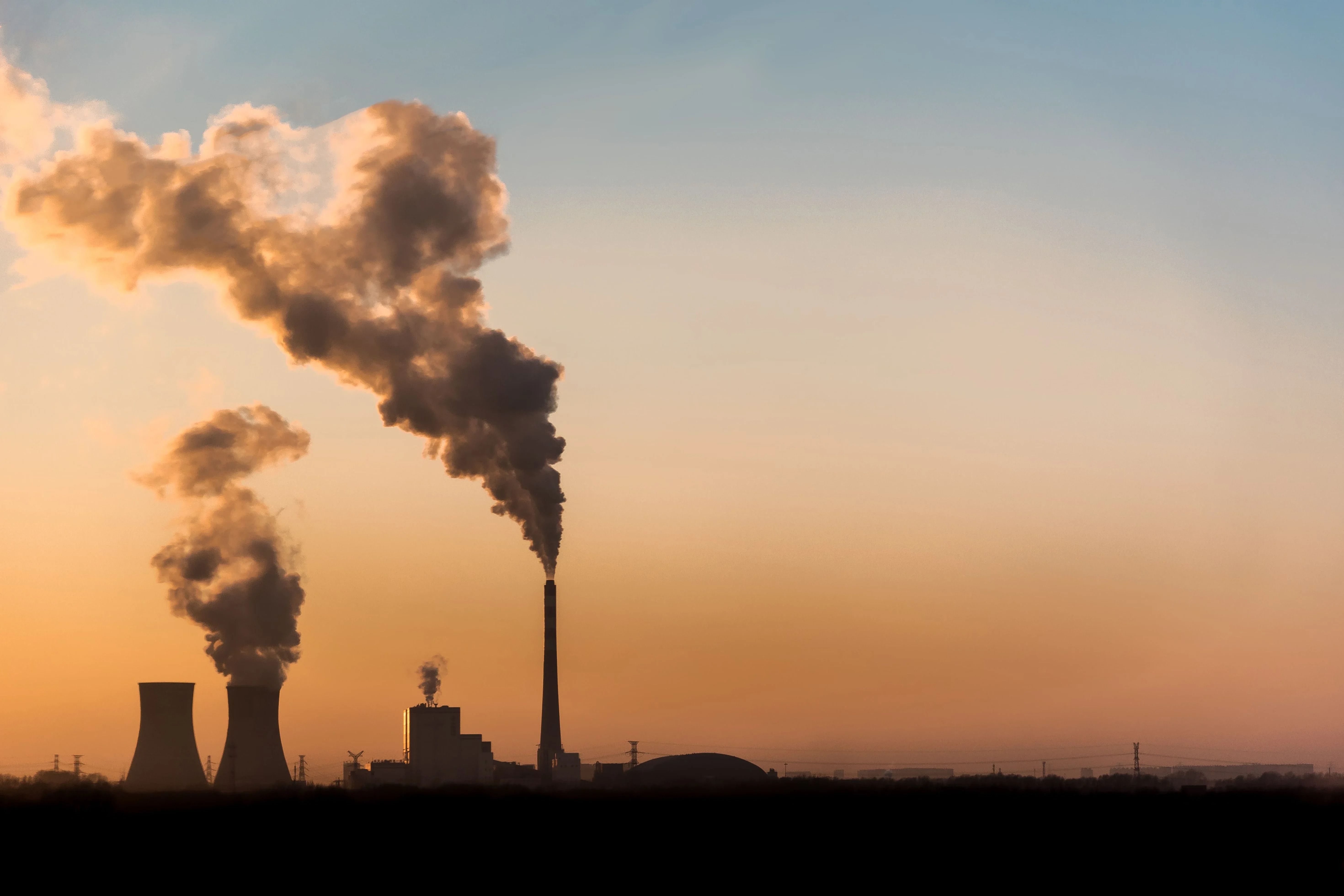 Trump Repeals Landmark Ruling on Greenhouse Gas Risks