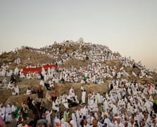 Hacı adayları Arafat'ta: Haccın en önemli ruknü başladı